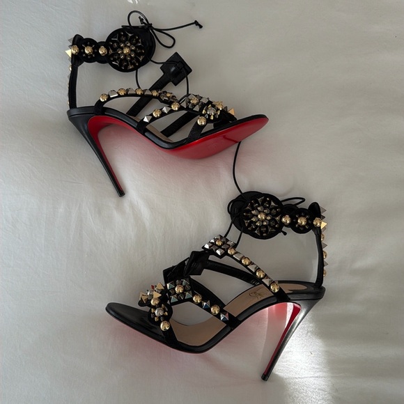 Christian Louboutin Kaleikita studded leather lace up sandals in black. - Picture 2 of 10